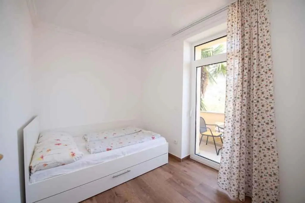 Apartment In Ika 15125 Croatia